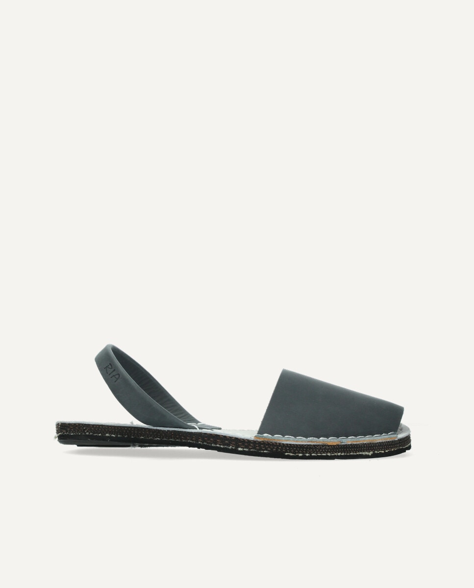 Imagen 0 de Menorquinas unisex en piel Azul oscuro
