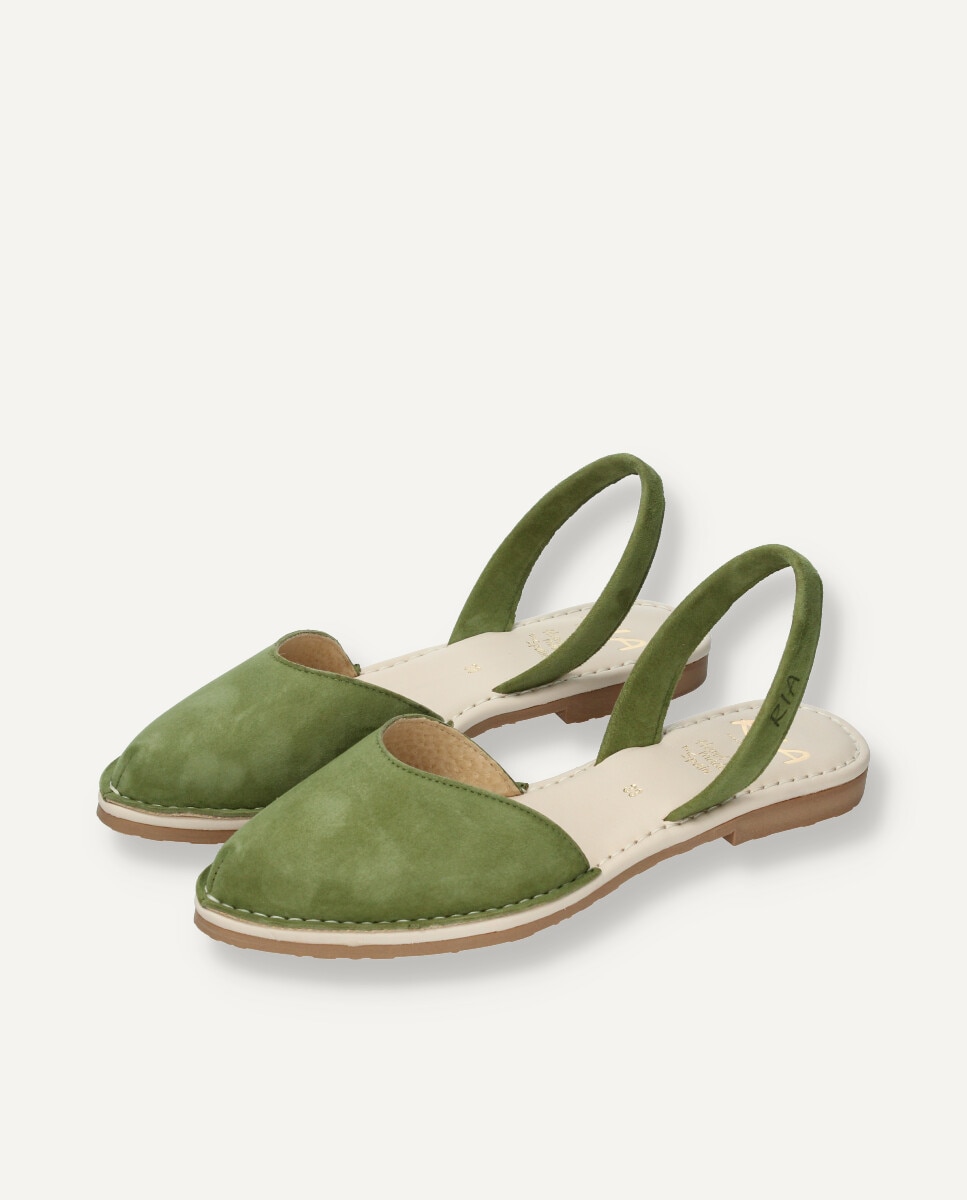 Menorquinas de mujer en piel con la punta cerrada - Ria Menorca - Verde militar Verde militar-2