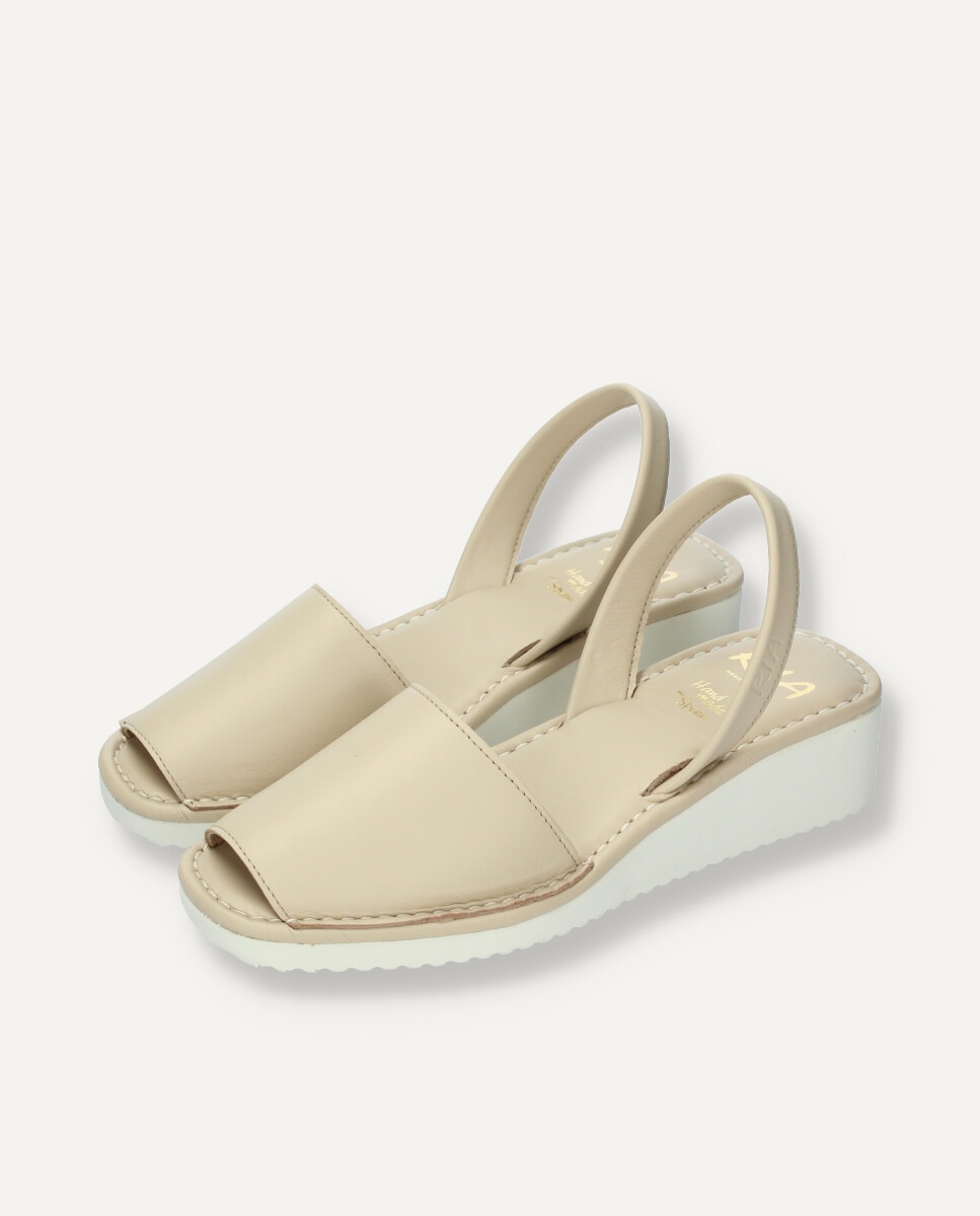Menorquinas de mujer monocolor en color beig - Ria Menorca - Beige Beige-3