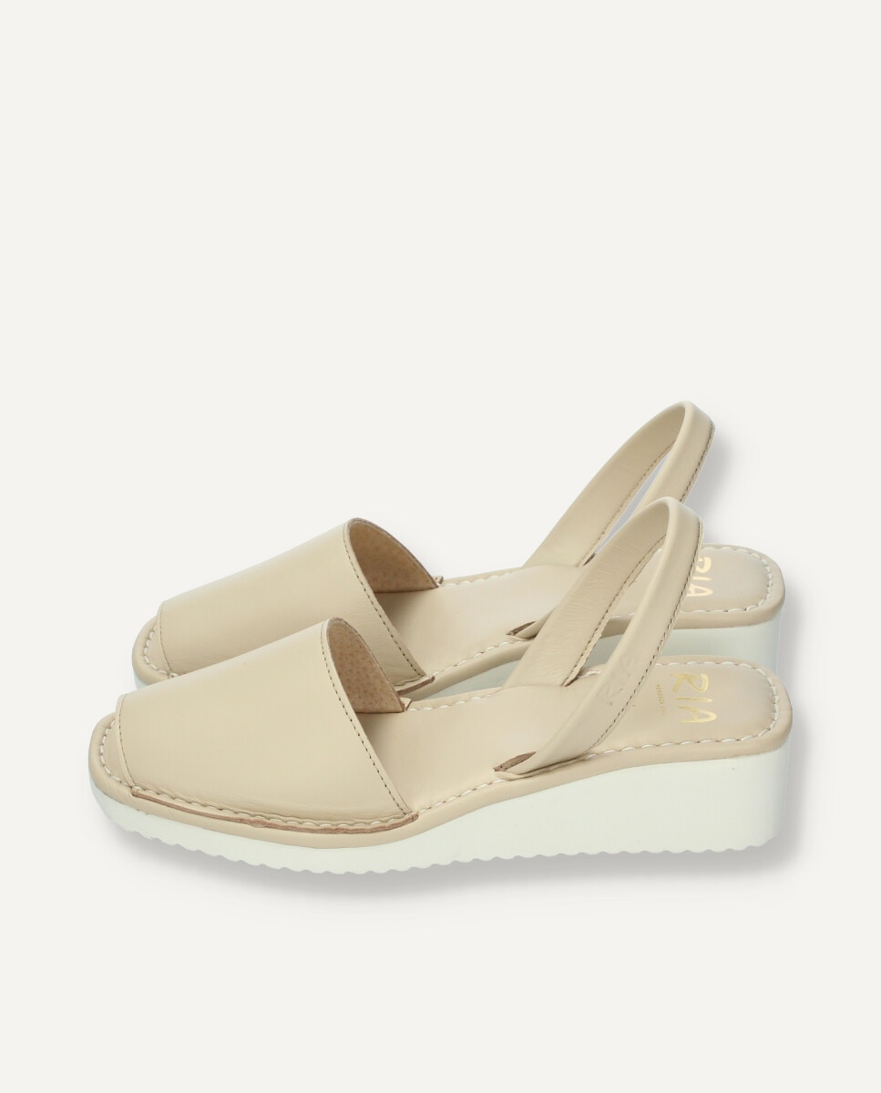 Menorquinas de mujer monocolor en color beig - Ria Menorca - Beige Beige-4