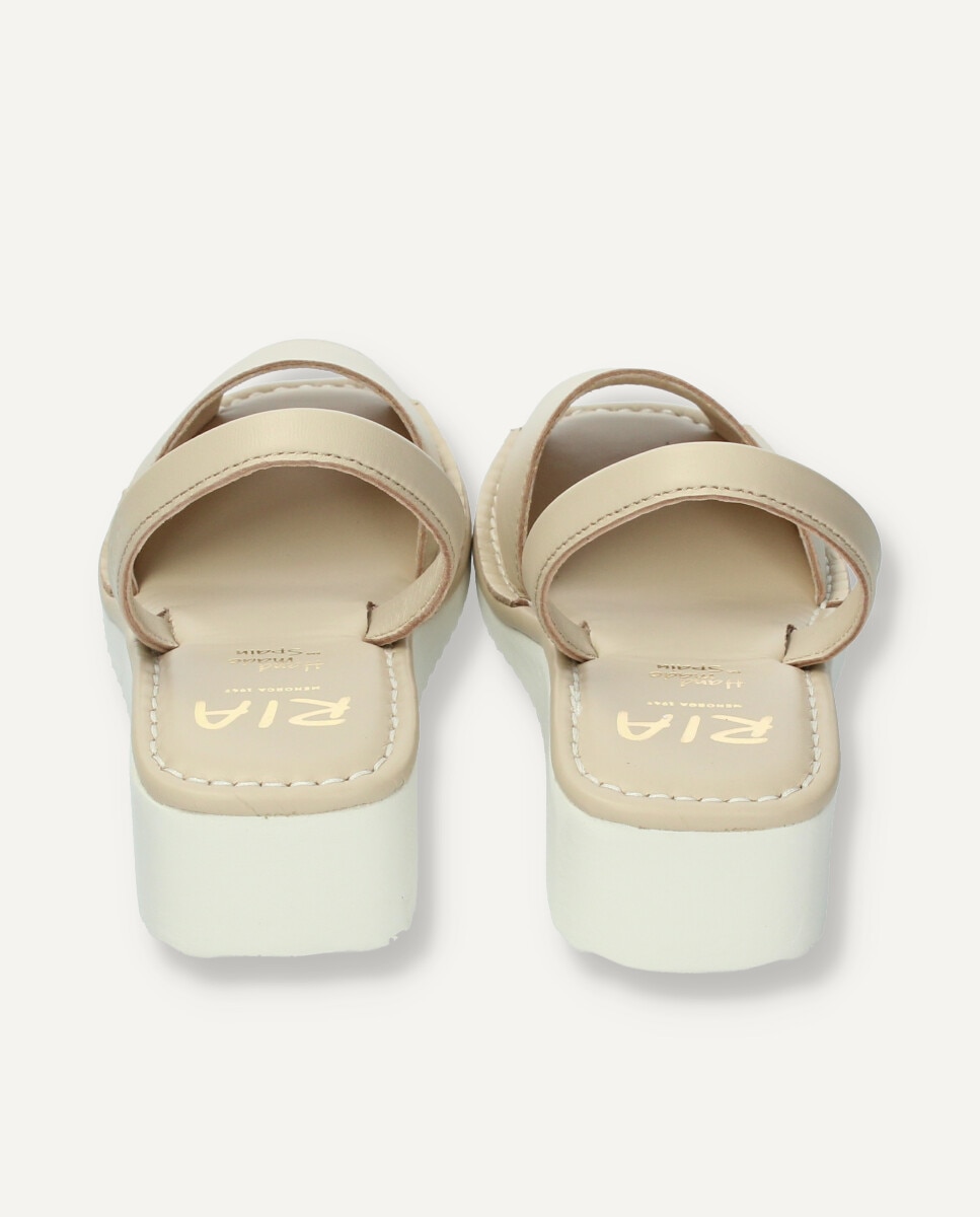 Menorquinas de mujer monocolor en color beig - Ria Menorca - Beige Beige-5