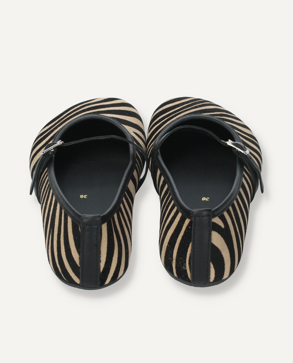 Mercedita de mujer barefoot en estampado de cebra - Ria Menorca - Estampado Estampado-5