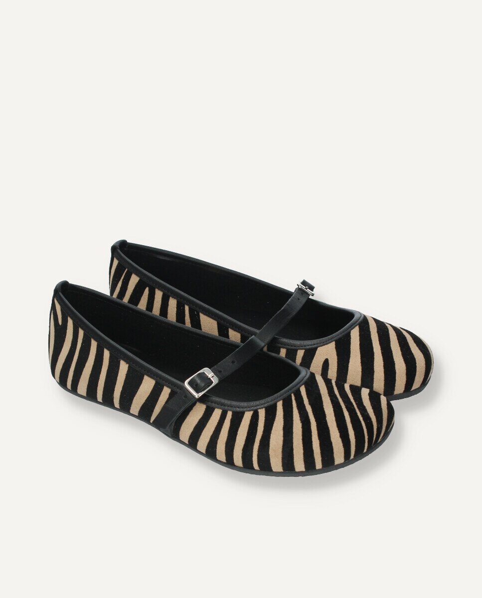 Mercedita de mujer barefoot en estampado de cebra - Ria Menorca - Estampado Estampado-6
