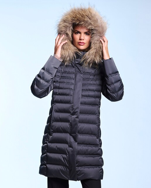 Imagen 0 de Plumífero largo de mujer con capucha desmontable con pelo de racoon