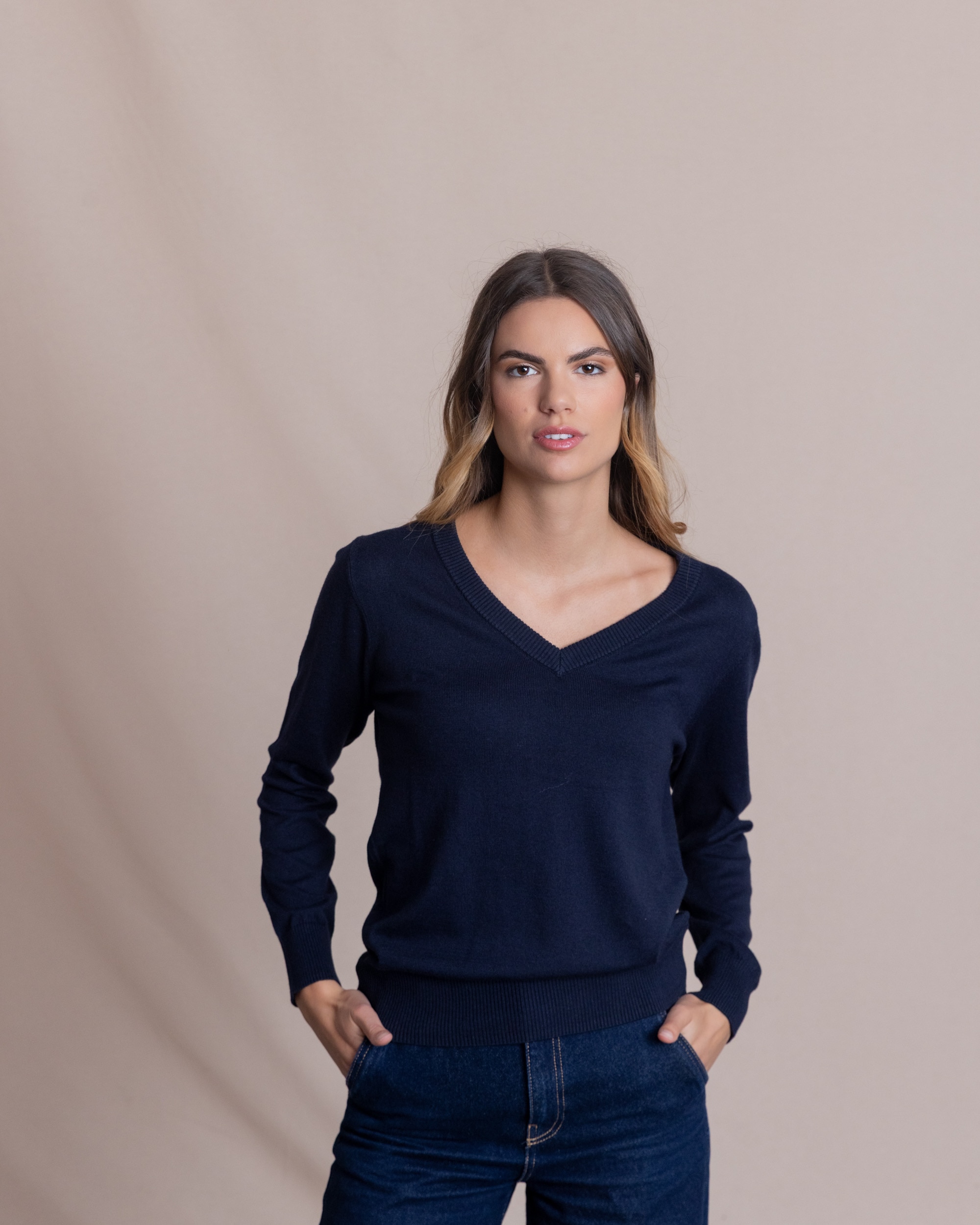 Imagen 0 de Jersey cuello pico de mujer Navy