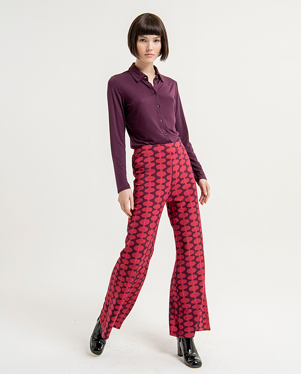 Pantalón recto de mujer flare estampado