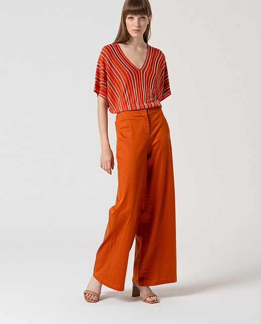 Imagen 0 de Pantalón de mujer flare elástico liso