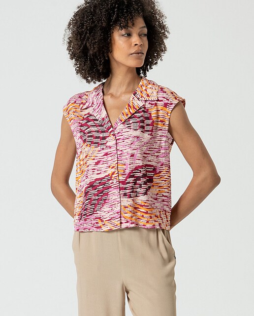 Imagen 0 de Blusa de mujer sin mangas fluida y estampada