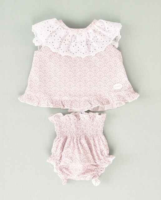 Imagen 0 de Conjunto de bebé niña con estampado y cuello de volante