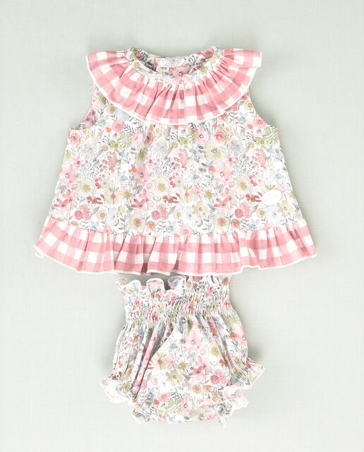Imagen 0 de Conjunto de bebé niña de estampado floral y detalle de cuadros