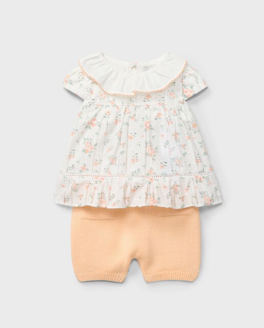 Imagen 0 de Conjunto de bebé niña con estampado floral y cuello de volante