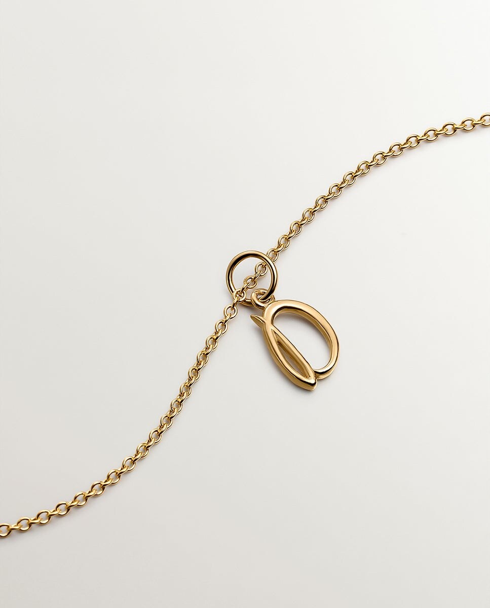 Charm de plata bañada en oro amarillo de 18K con inicial D Oro-3