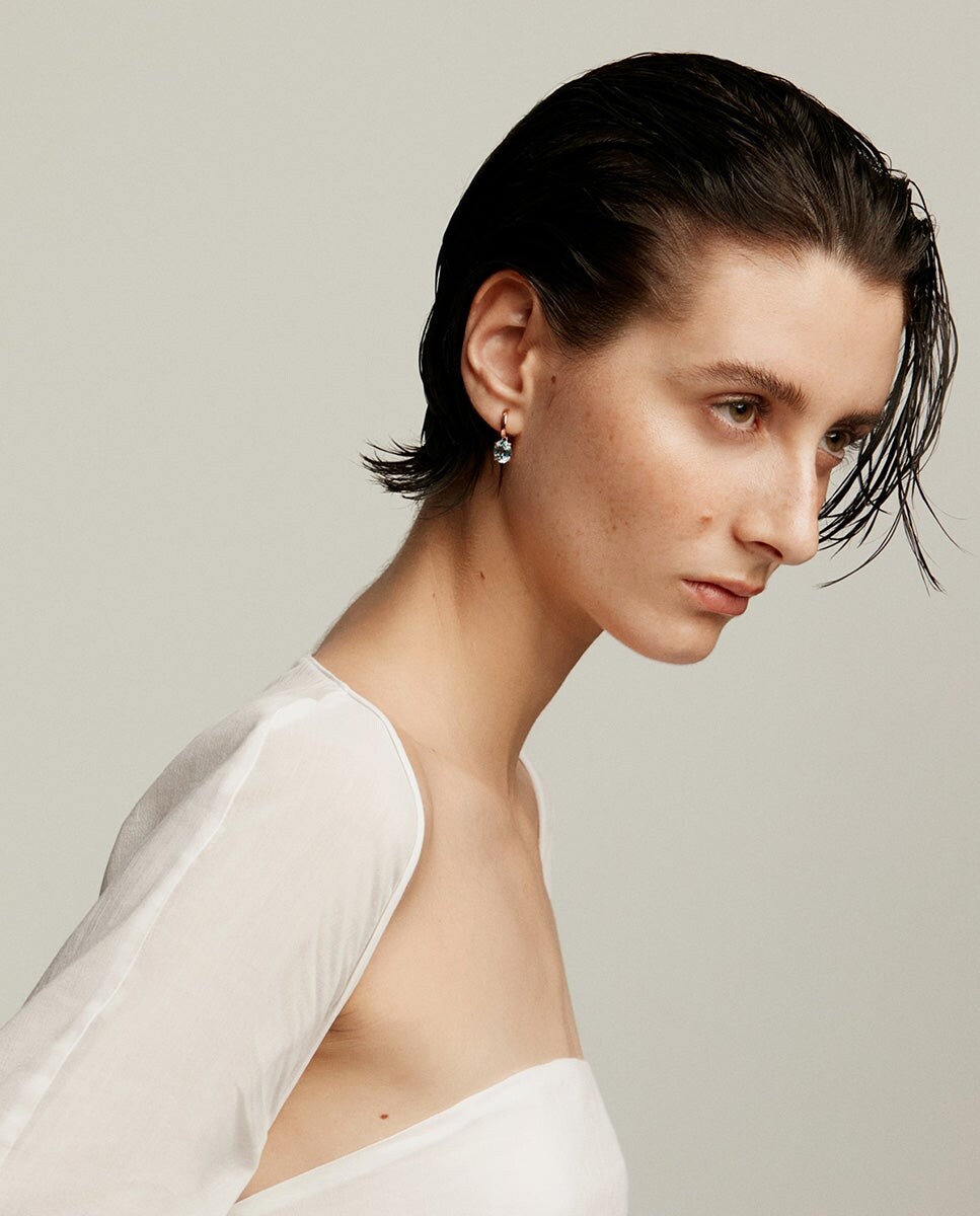 Pendientes de plata bañada en oro rosa de 18K con topacio azul sky Azul-4