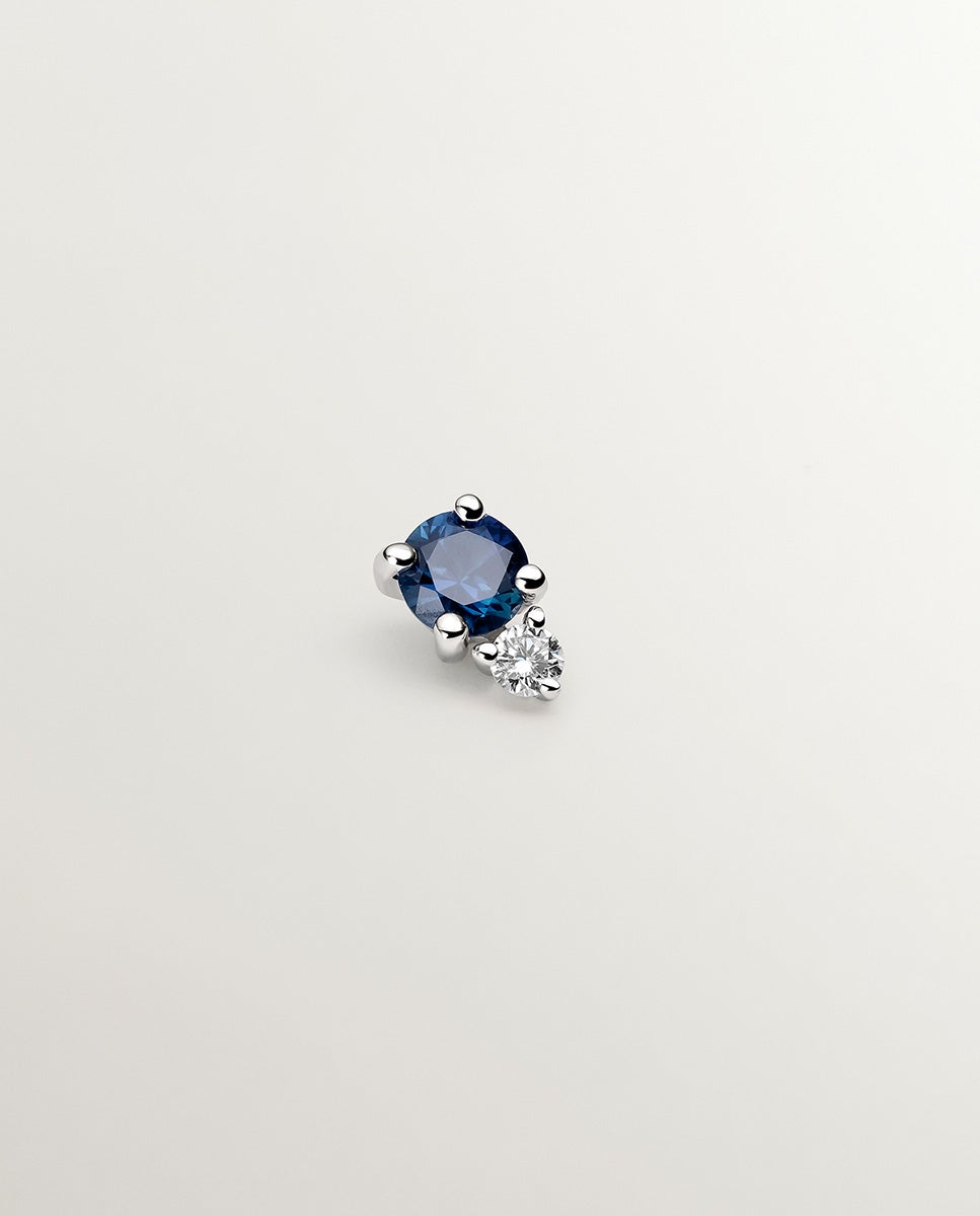 Imagen 0 de Pendiente individual de oro blanco de 9k con zafiro y diamante Azul