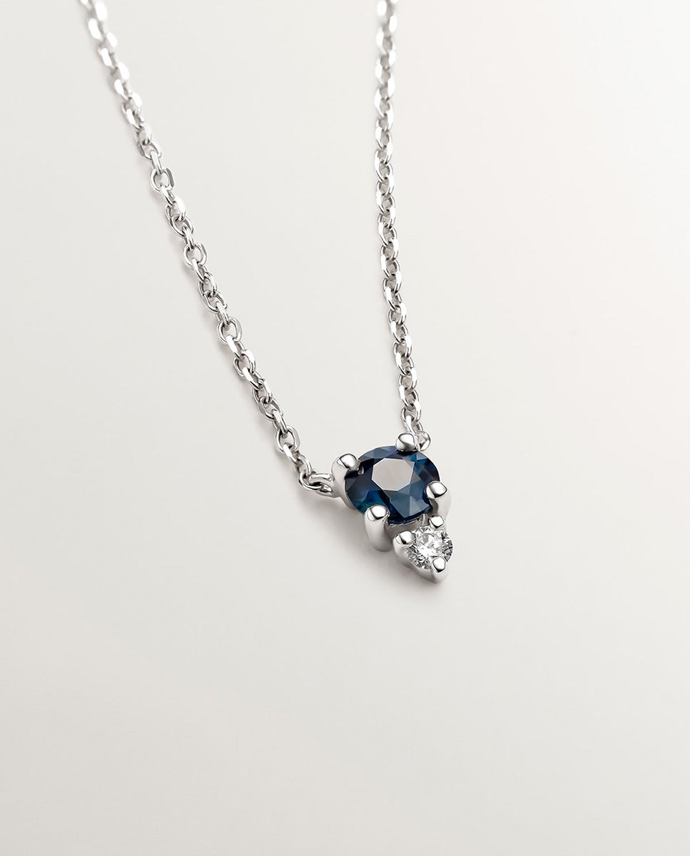 Colgante de oro blanco de 9k con zafiro y diamante - Aristocrazy - Azul Azul-3