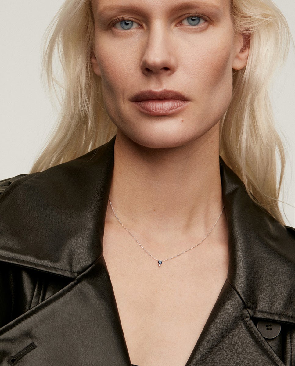 Colgante de oro blanco de 9k con zafiro y diamante - Aristocrazy - Azul Azul-4