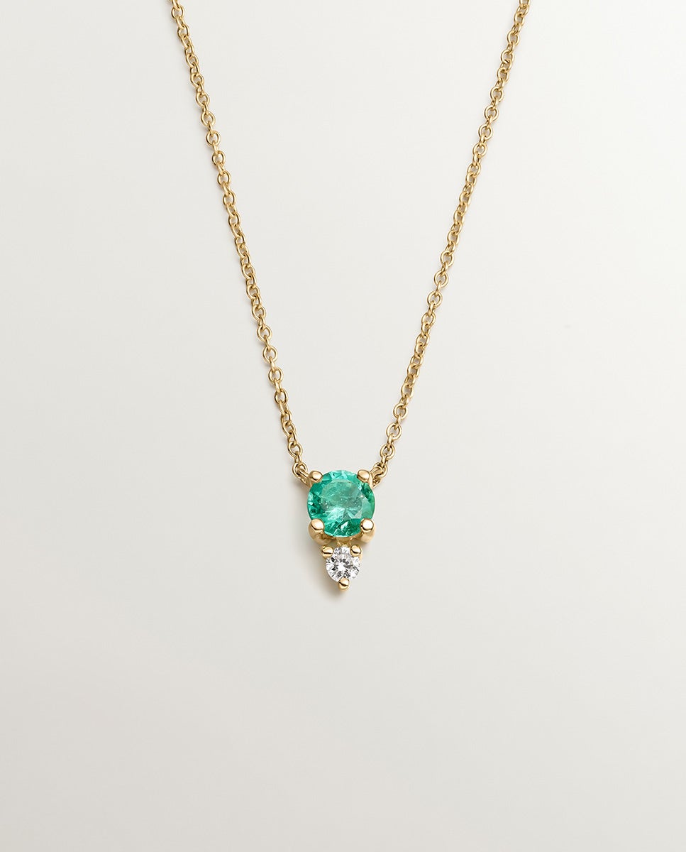 Imagen 0 de Colgante de oro amarillo de 9k con esmeralda y diamante Verde