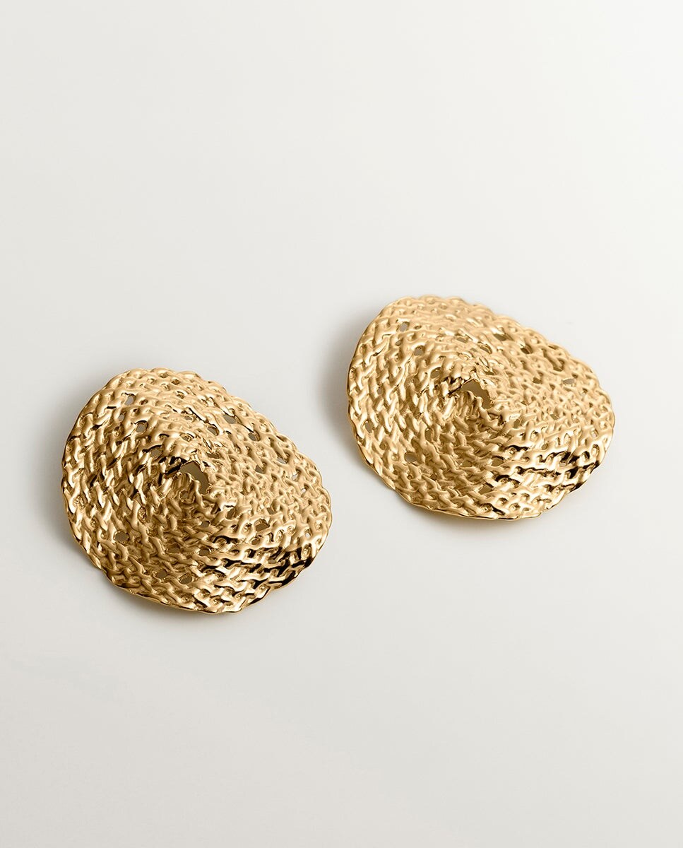 Pendientes grandes de plata bañada en oro amarillo de 18K con textura de mimbre Oro-3