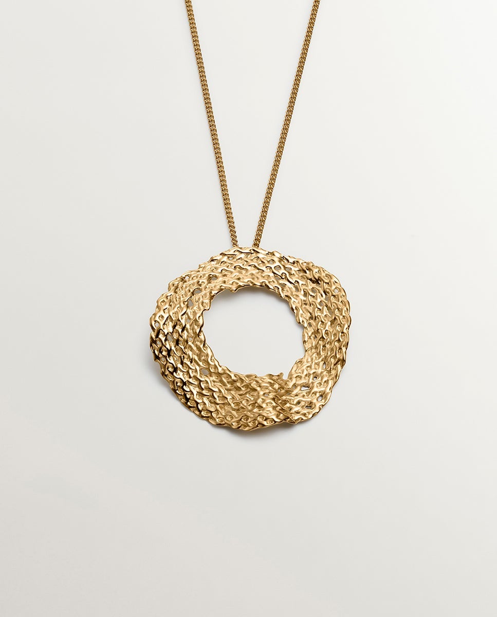 Imagen 0 de Colgante de plata 925 bañada en oro amarillo de 18k con textura mimbre Oro
