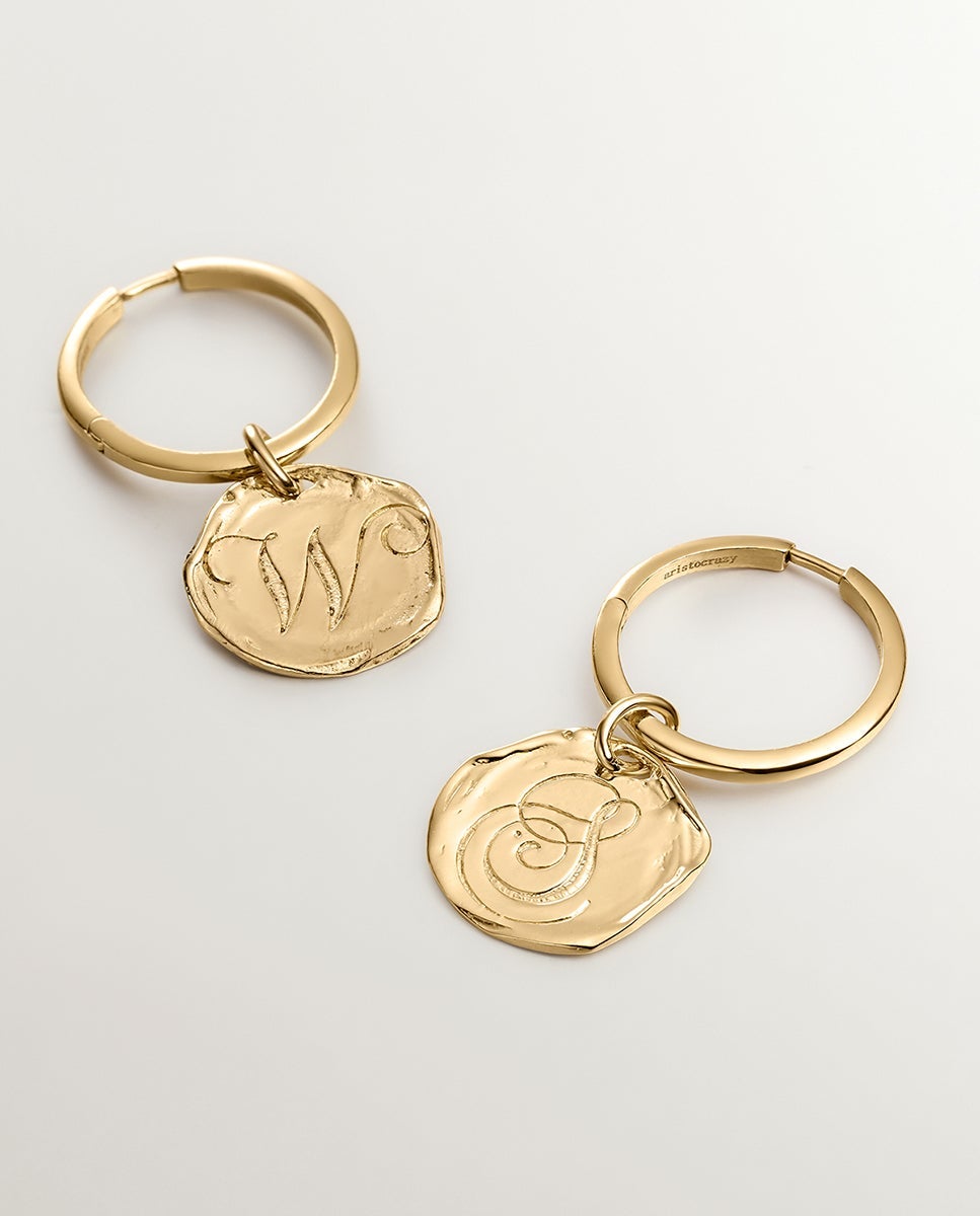 Charm artesanal de plata 925 bañada en amarillo de 18k con inicial s - Aristocrazy - Oro Oro-2