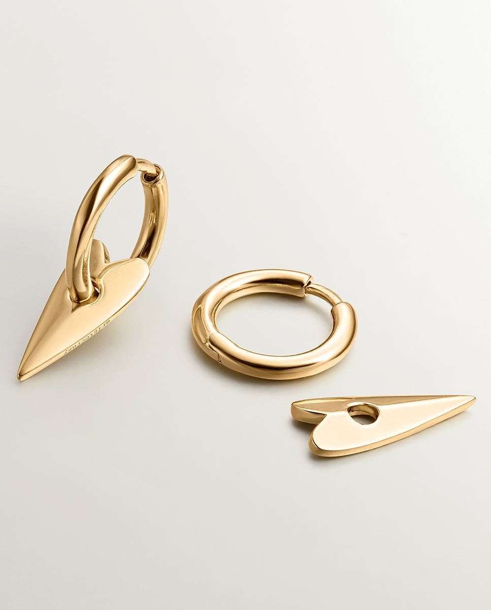 Pendientes de aro pequeños de plata bañada en oro amarillo de 18K con corazón Oro-3