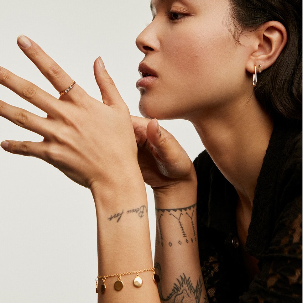 Anillo de colores de plata bañada en oro de 18kt con número uno Multicolor-3