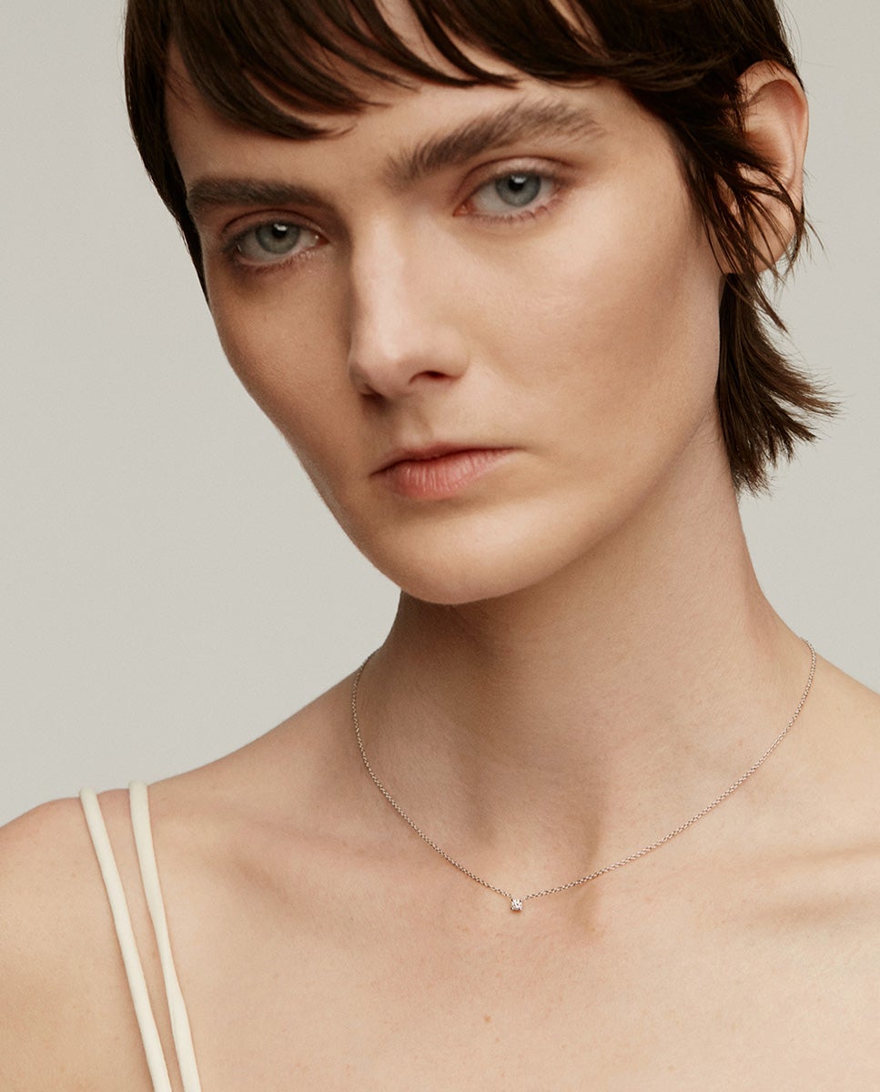 Colgante solitario de oro de 18k con diamante de 0,15cts - Aristocrazy - Blanco Blanco-4
