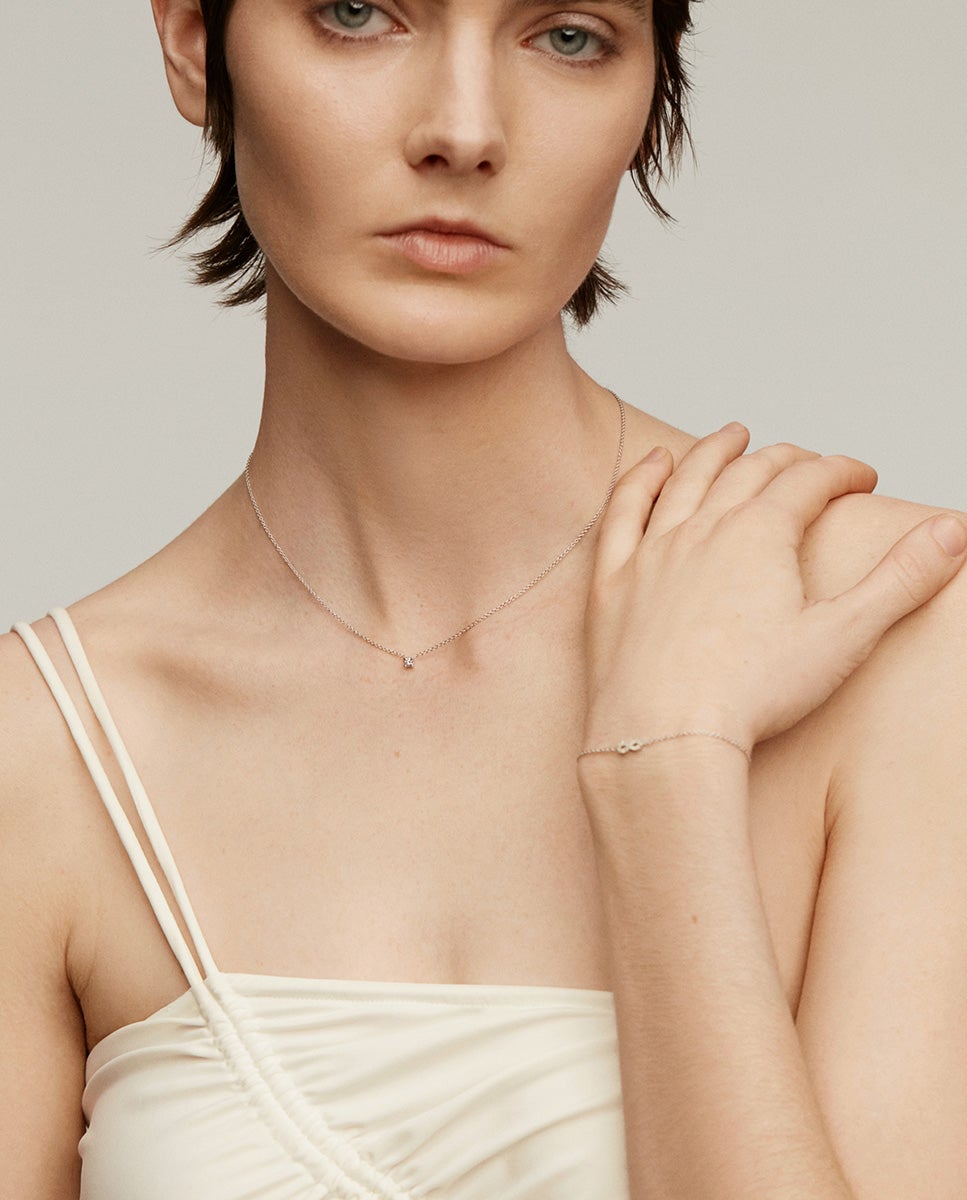 Colgante solitario de oro de 18k con diamante de 0,15cts - Aristocrazy - Blanco Blanco-5