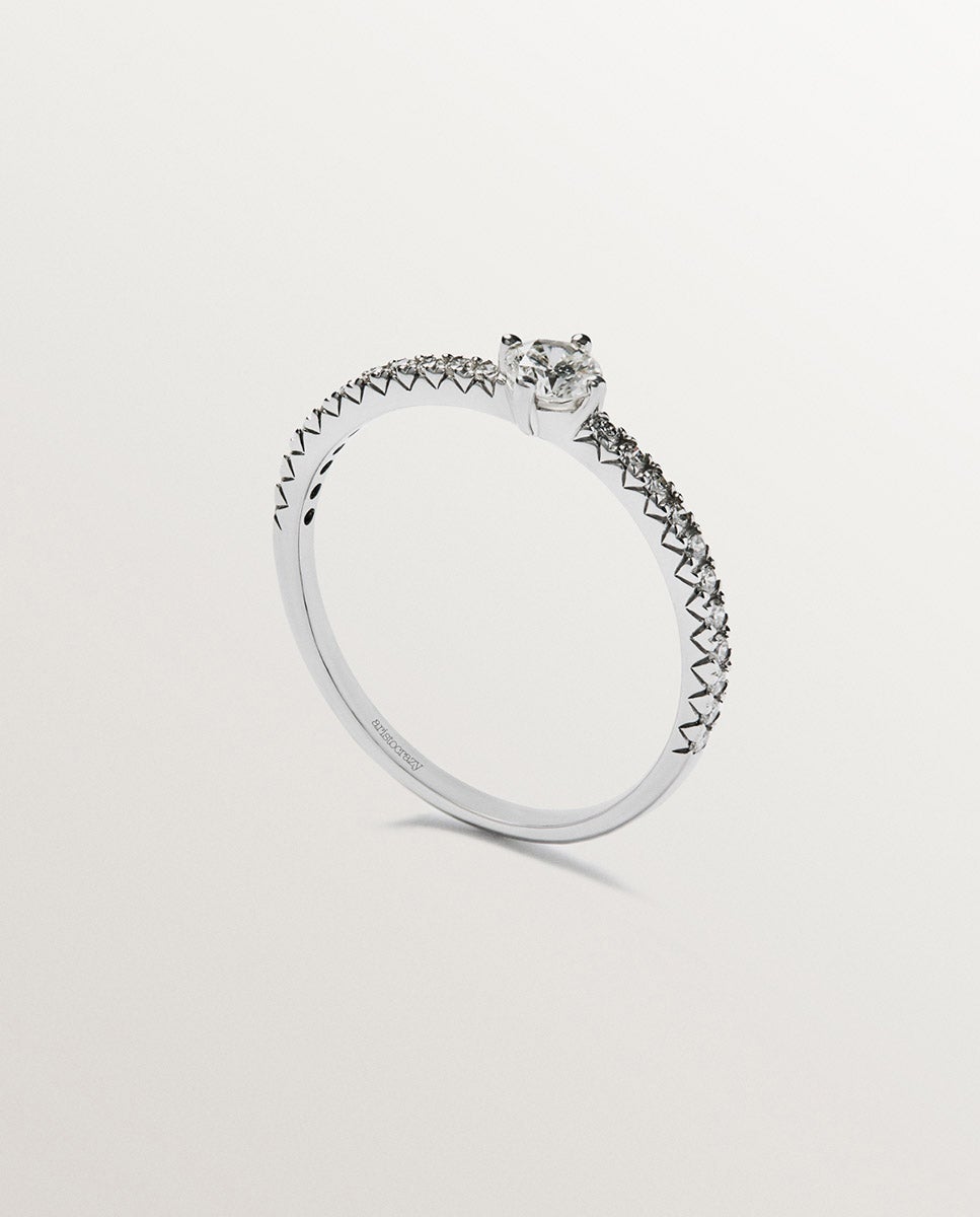 Anillo de oro blanco de 18k con brazo de diamantes y diamante central 0,23 cts - Aristocrazy - Plata Plata-3