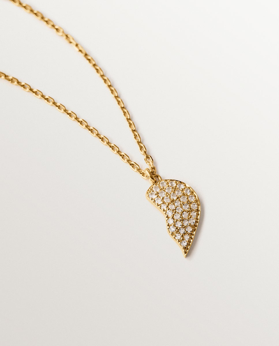 Cadena con colgante de plata bañada en oro amarillo de 18k, topacios blancos y forma de corazón partido - Aristocrazy - Oro Oro-6