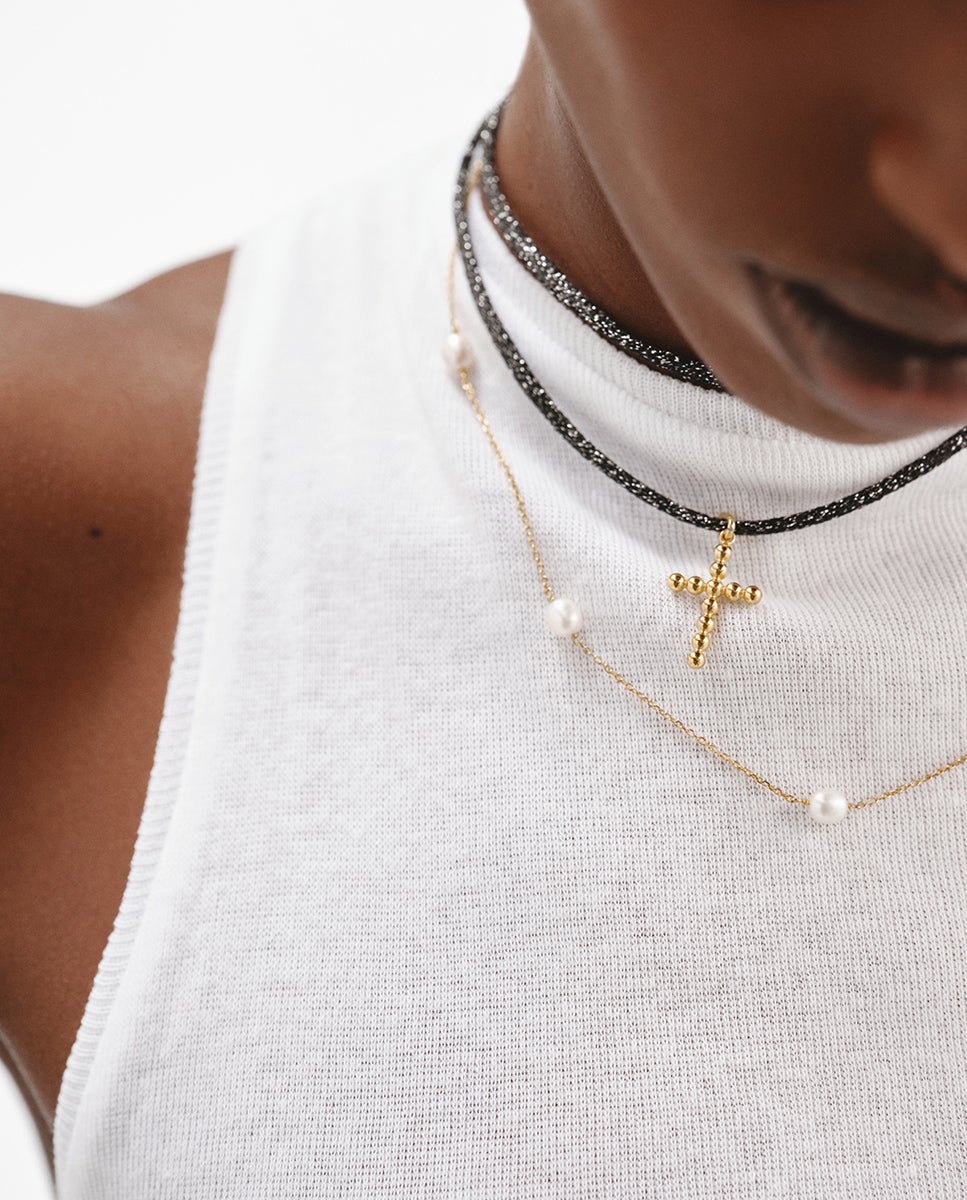 Charm de plata 925 bañada en oro amarillo de 18k con forma de cruz y motivos de esferas - Aristocrazy - Oro Oro-5