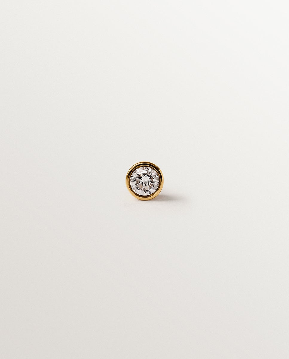 Pendientes de botón de oro amarillo de 9k con diamantes lab grown - Aristocrazy - Blanco Blanco-1