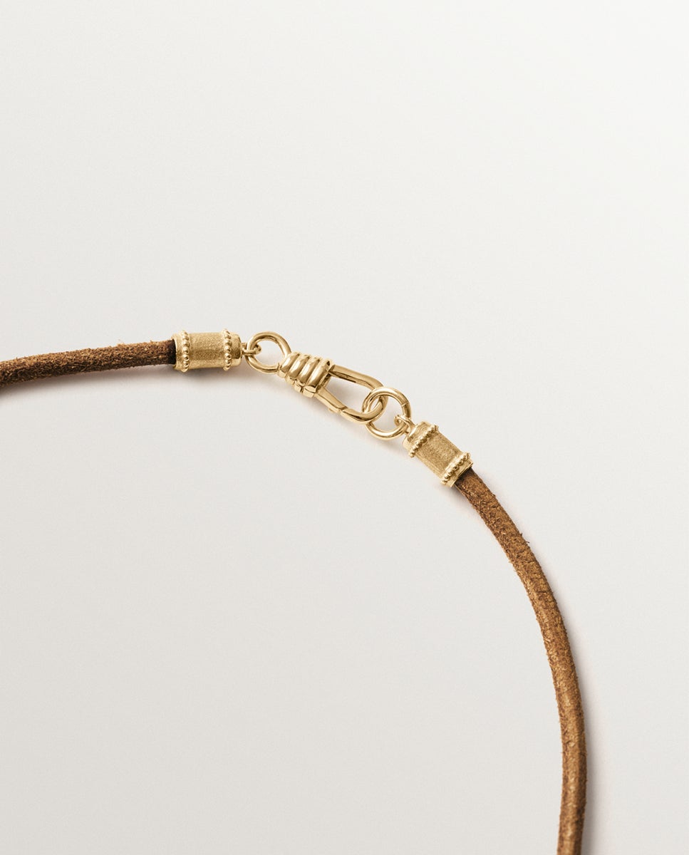Cordel liso de cuero marrón con acabados en plata 925 bañada en oro amarillo de 18k - Aristocrazy - Dorado Dorado-5