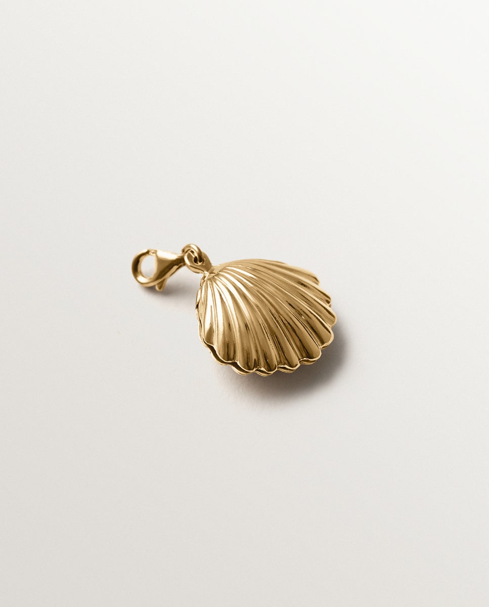 Charm de plata 925 bañada en oro amarillo de 18k y forma de concha - Aristocrazy - Dorado Dorado-1