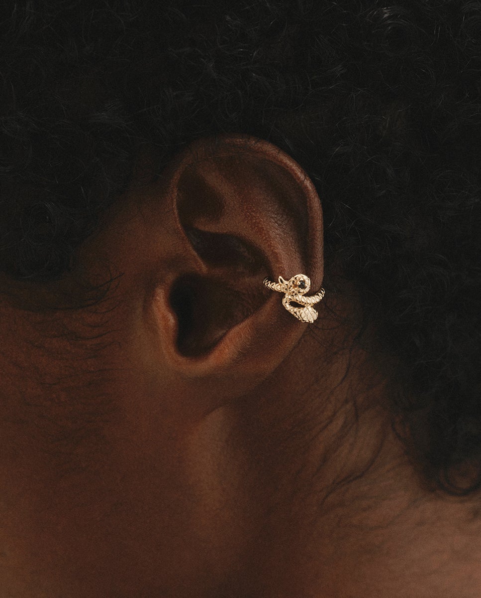 Earcuff de plata 925 bañado en oro amarillo de 18k con forma de serpiente y cuarzo fumé - Aristocrazy - Dorado Dorado-2