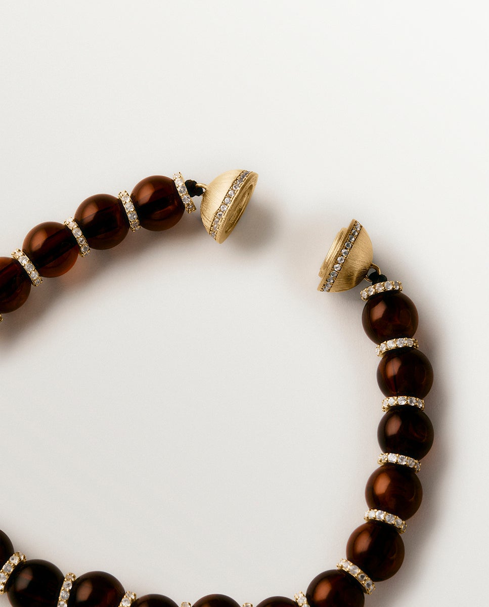 Pulsera bañada en oro amarillo de 18k con resina marrón, cristales y motivos de esferas - Aristocrazy - Dorado Dorado-3