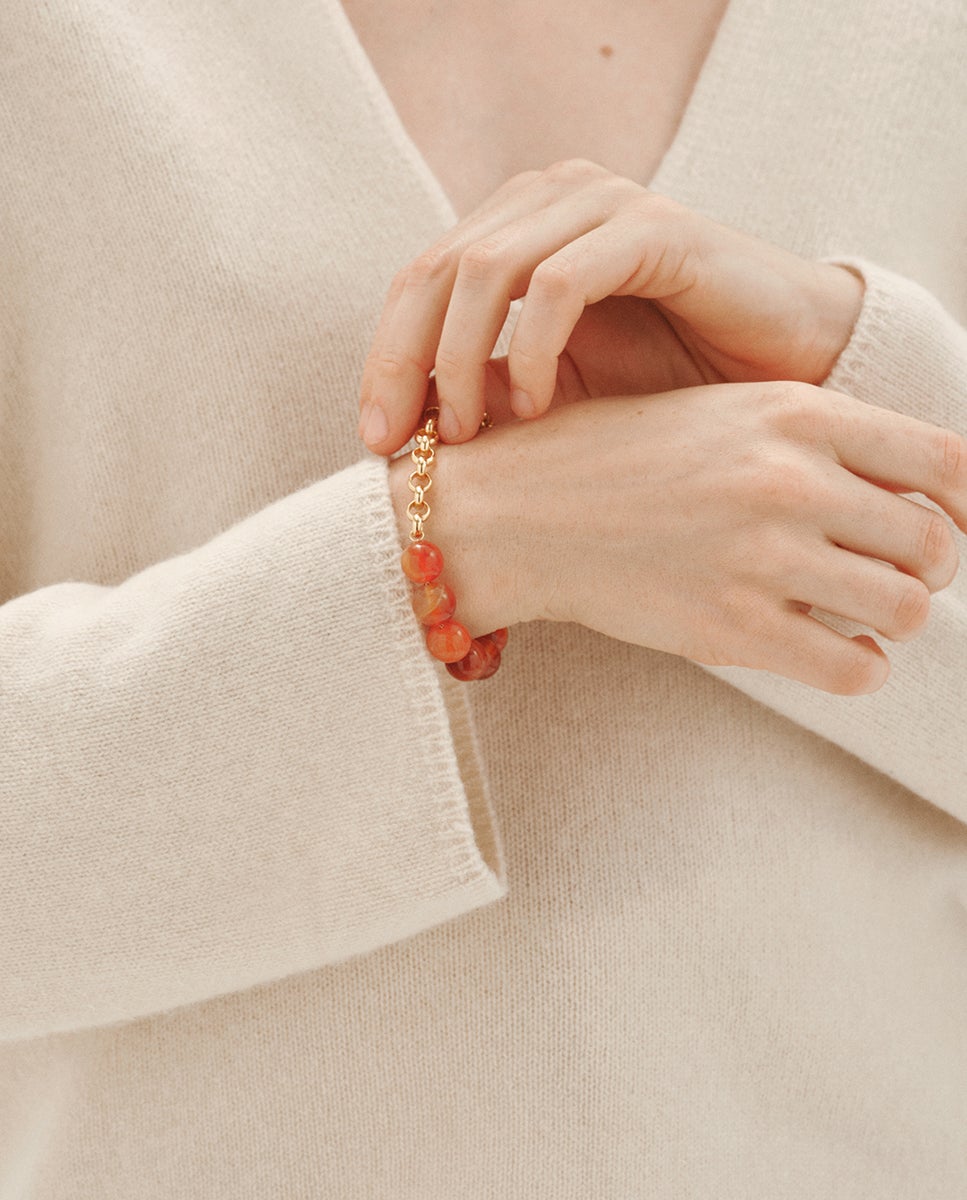 Pulsera bañada en oro amarillo con ágata roja y motivo de esferas - Aristocrazy - Rojo Rojo-2