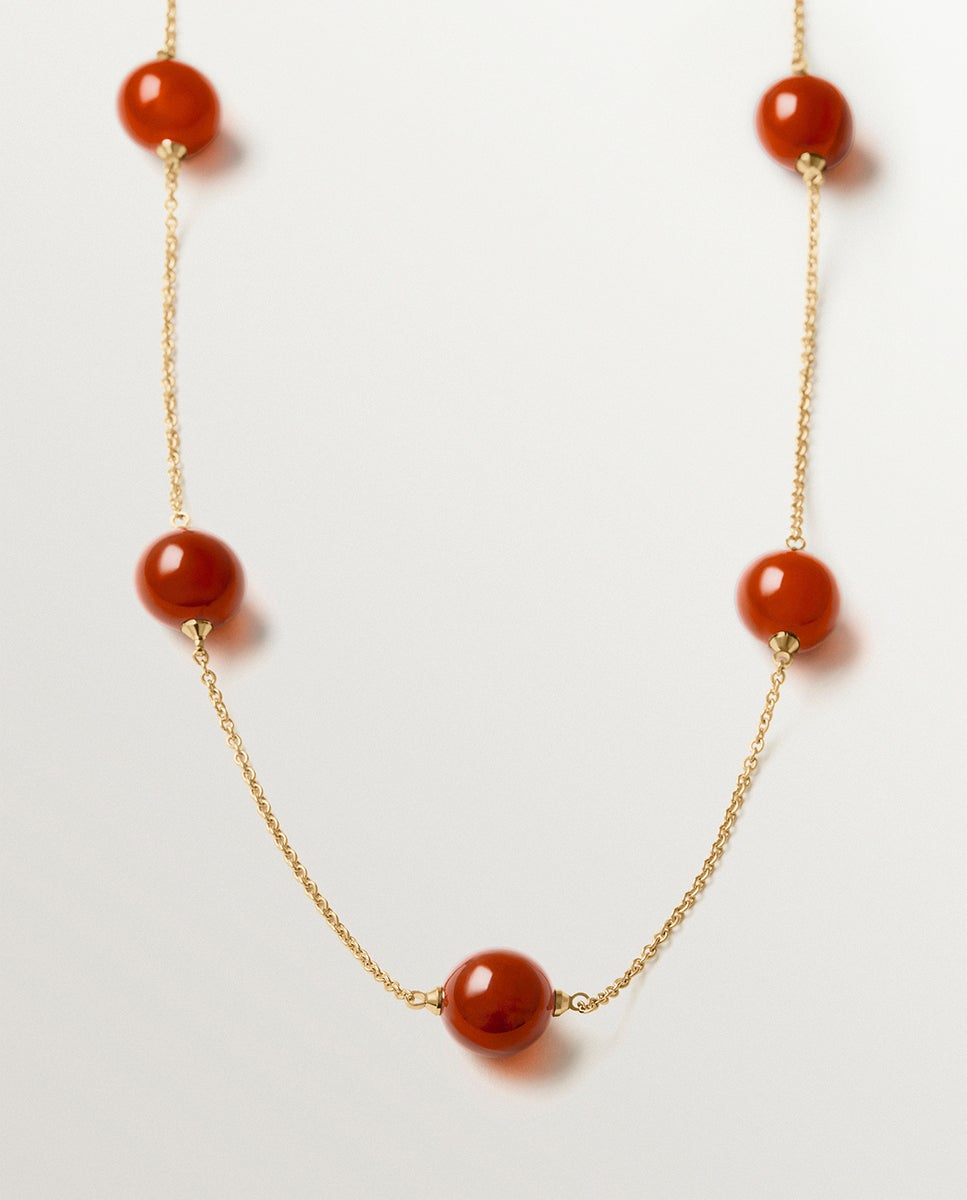Collar bañado en oro de 18k con efecto cepillado, ágata roja y motivo de esferas - Aristocrazy - Rojo Rojo-1
