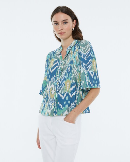 Imagen 0 de Camisa de mujer estampada con cuello mao y manga corta