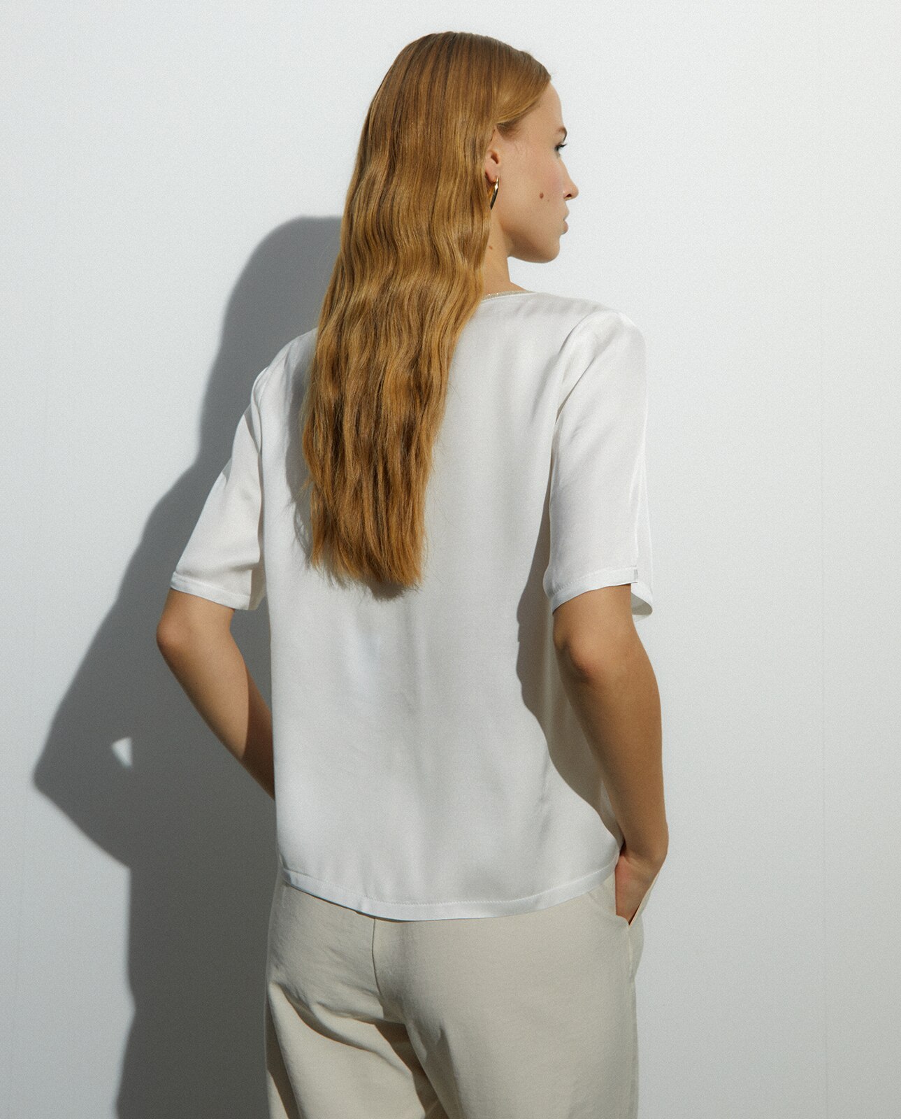 Blusa de mujer cuello redondo manga corta - Andam - Crudo Crudo-3
