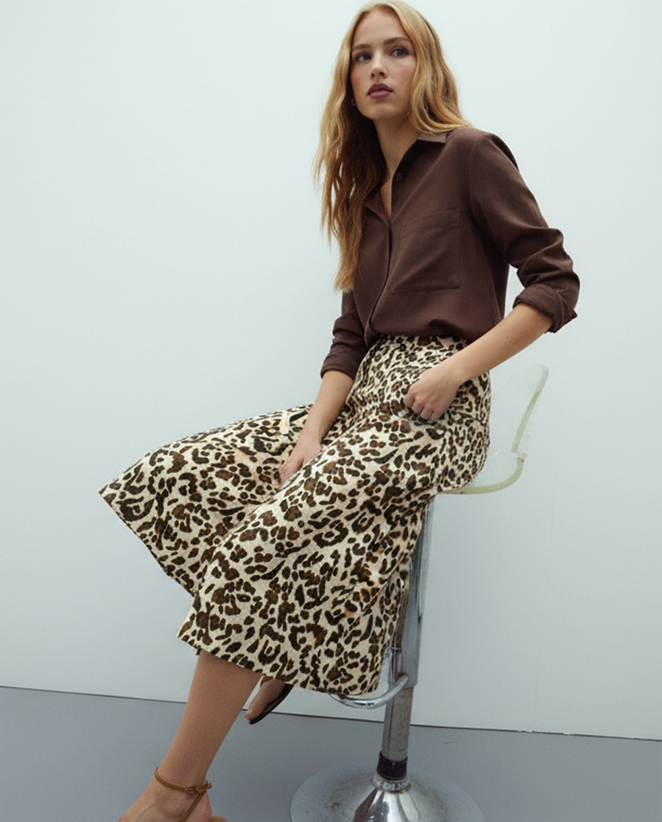 Andam - Falda midi estampado animal print.