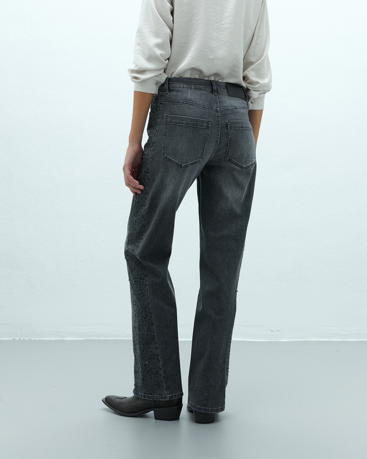 Vaquero ancho de mujer elástico con strass lateral - Andam - Gris Gris-3