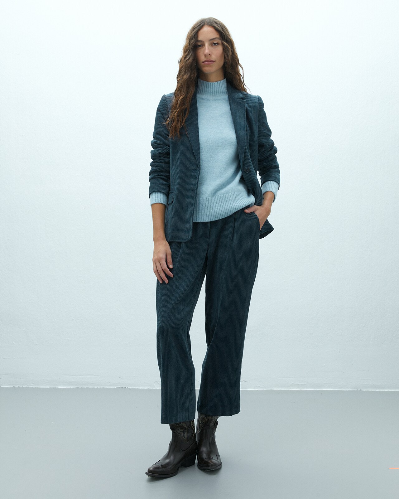 Pantalón ancho de mujer tobillero pinzas de pana - Andam - Azul marino Azul marino-1