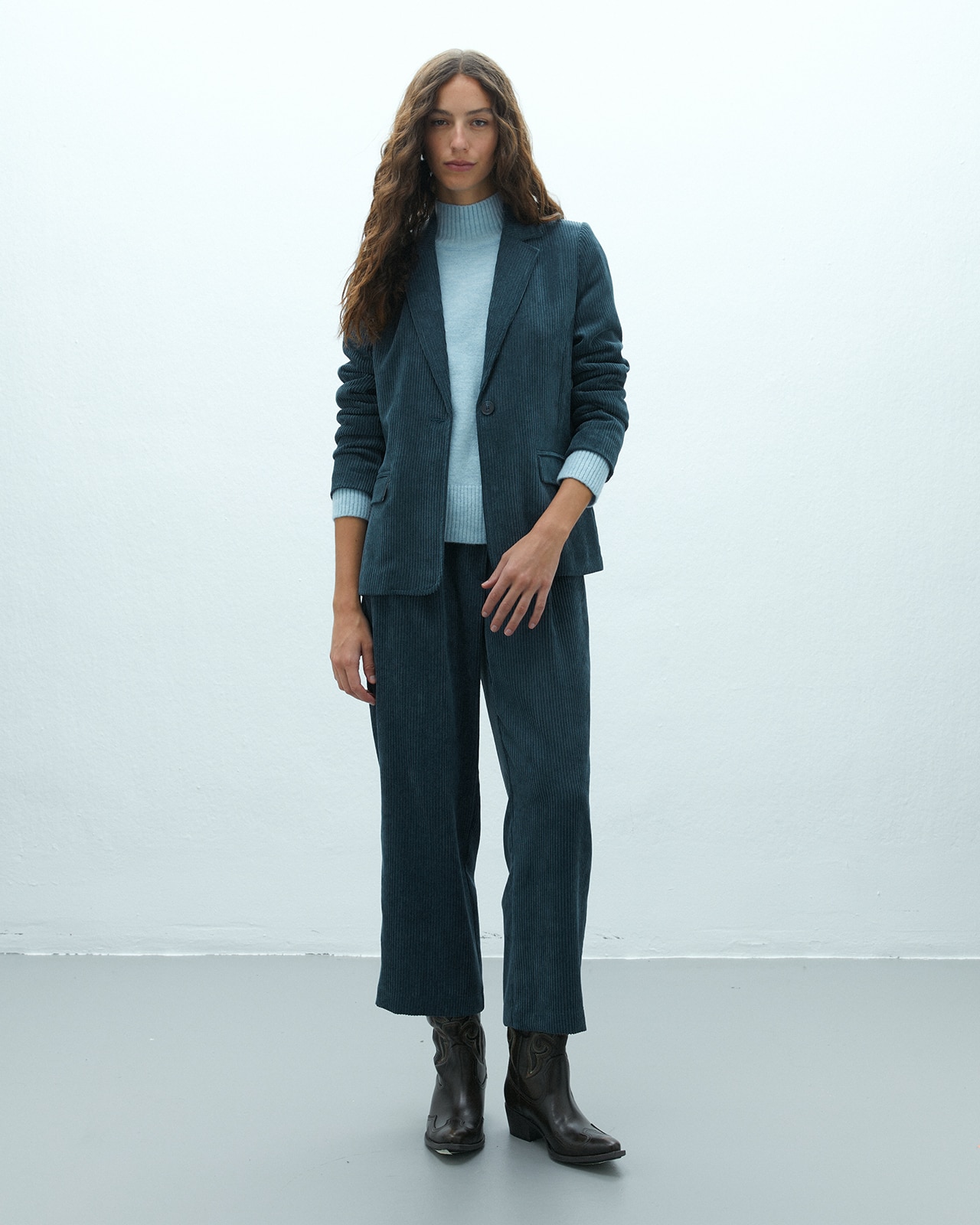 Imagen 0 de Blazer de mujer de pana forrada Azul marino