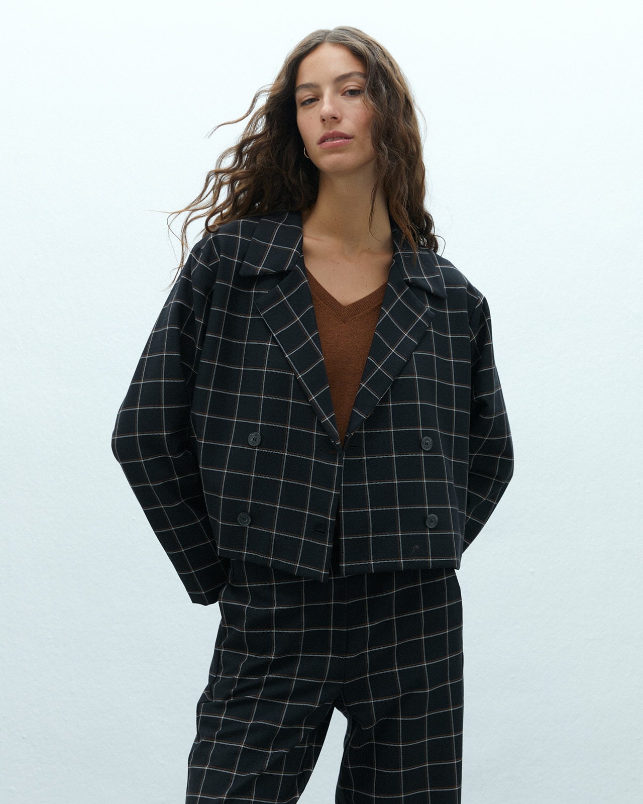 Blazer corta de mujer semicruzada estampada cuadros - Andam - Negro Negro-2