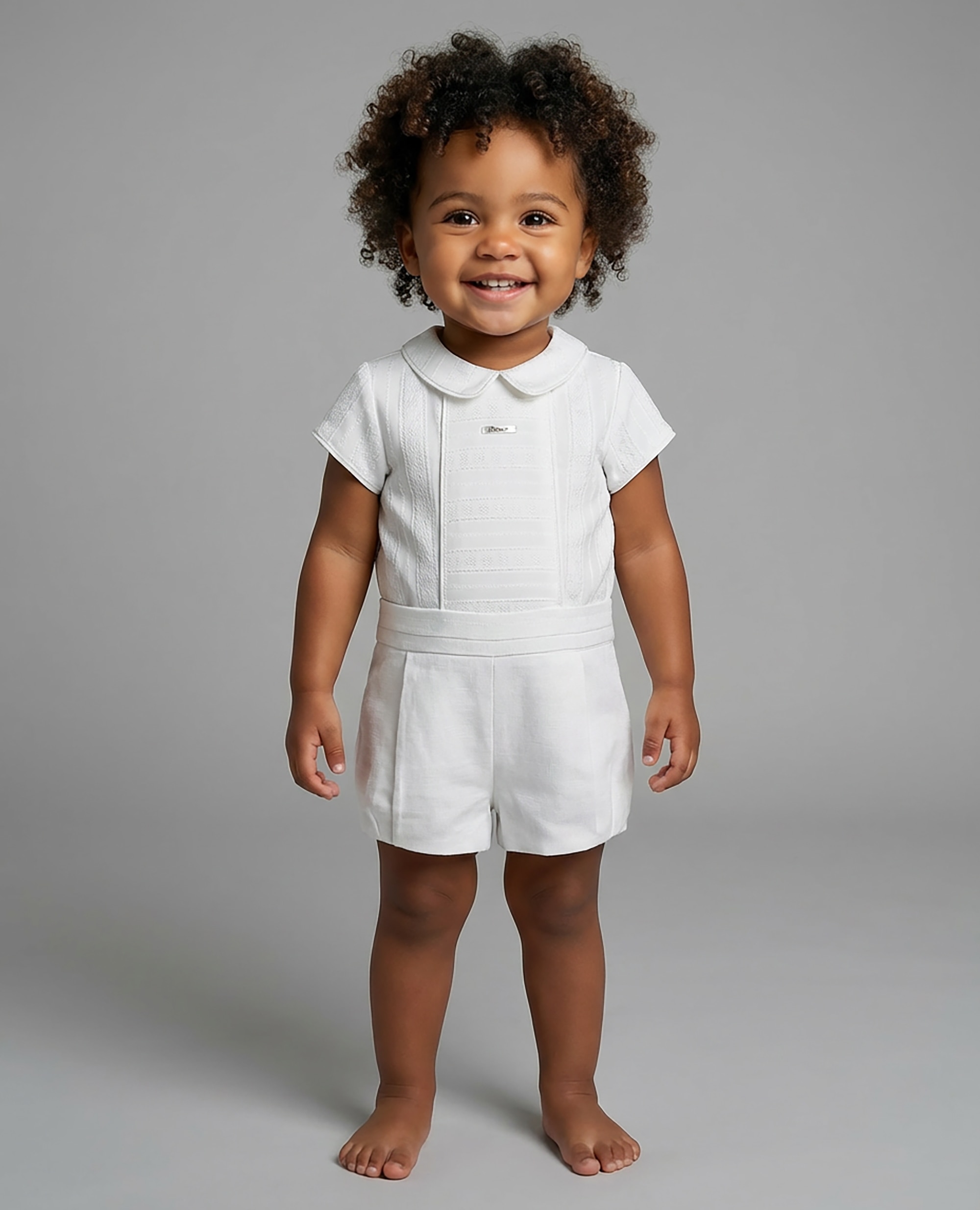 Imagen 0 de Conjunto de bebé niño blusa y pantalón corto de ceremonia Crudo
