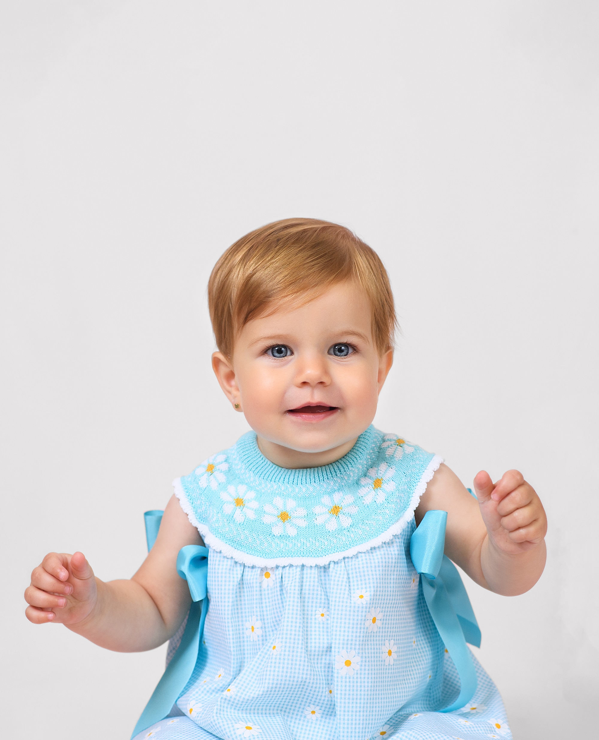 Imagen 0 de Vestido estampado margaritas de bebé niña de algodón con capacete de punto Blanco / Turquesa