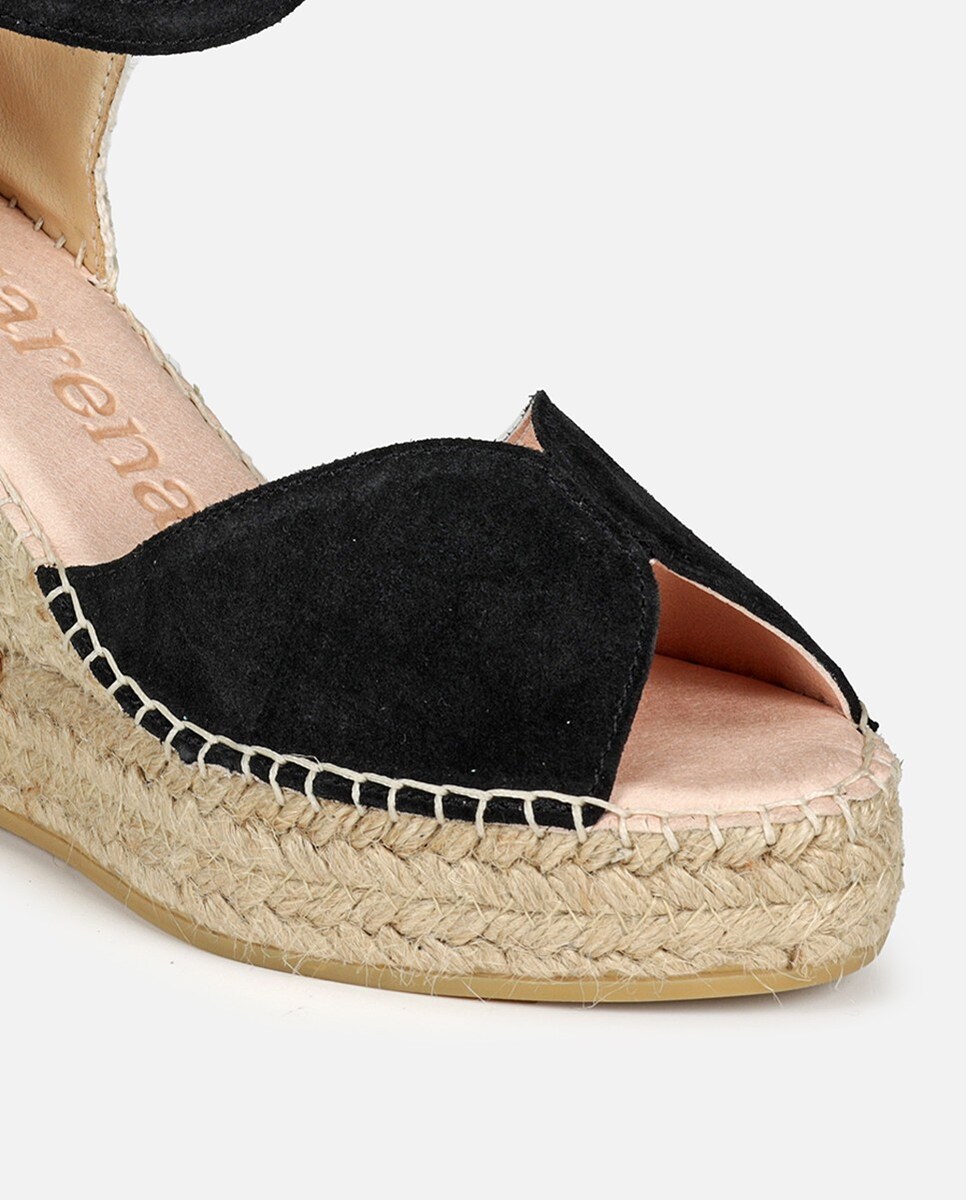 Alpargata de cuña de mujer con plataforma en serraje color negro