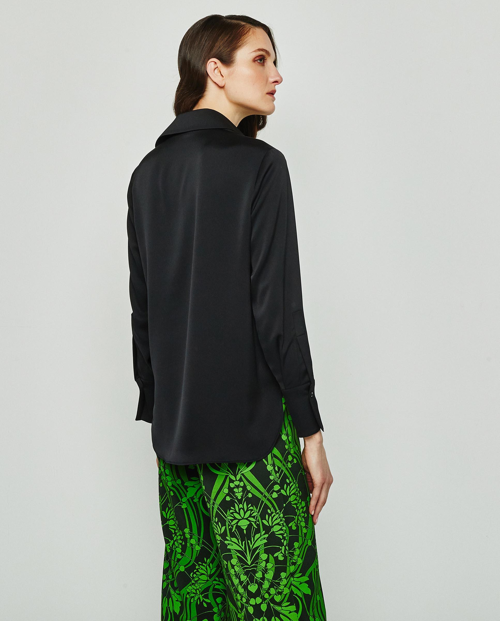Blusa de mujer fluida con botonadura oculta - Mirto - Negro Negro-2