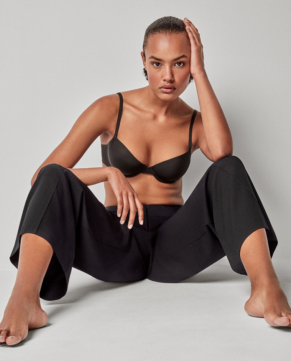 Sujetador básico de mujer con aro y foam - Gisela - Negro Negro-5
